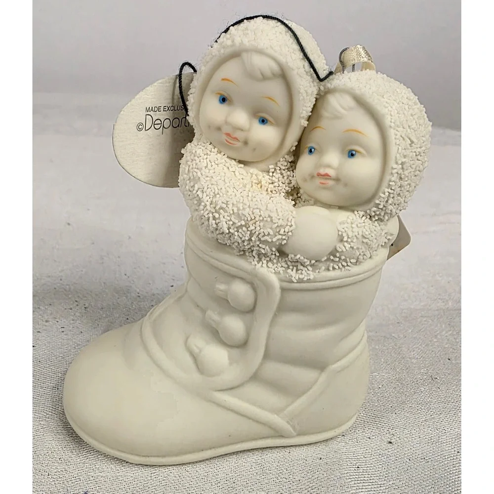 Dept 56 Snowbabies Nine Ten You're My Best Friend Bisque Bootiebaby Ornament